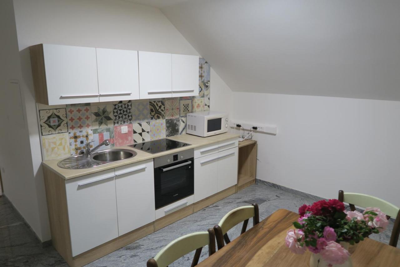 Rooms For Rent In Любляна Экстерьер фото