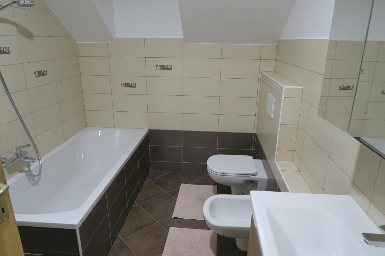 Rooms For Rent In Любляна Экстерьер фото