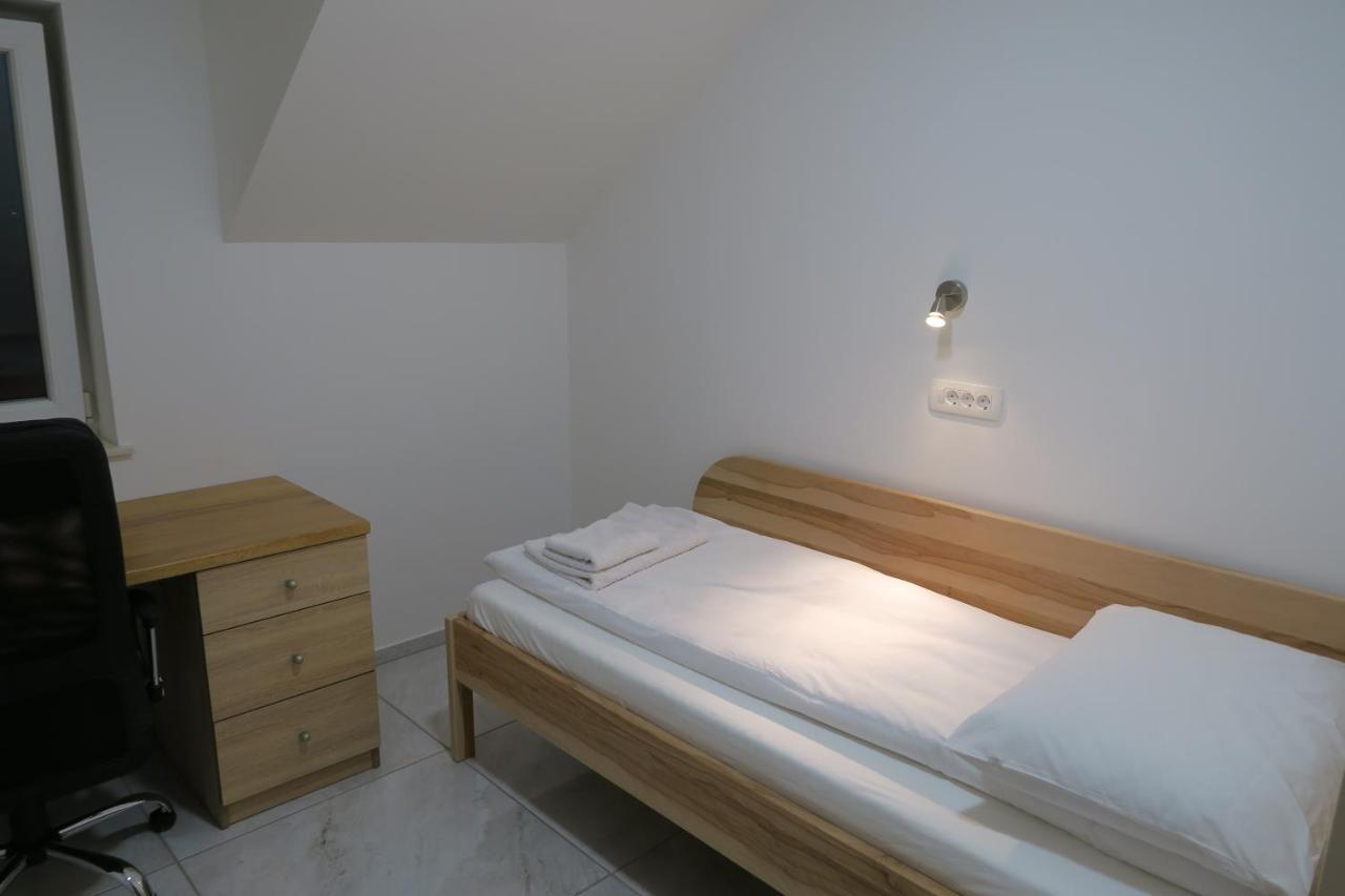 Rooms For Rent In Любляна Экстерьер фото